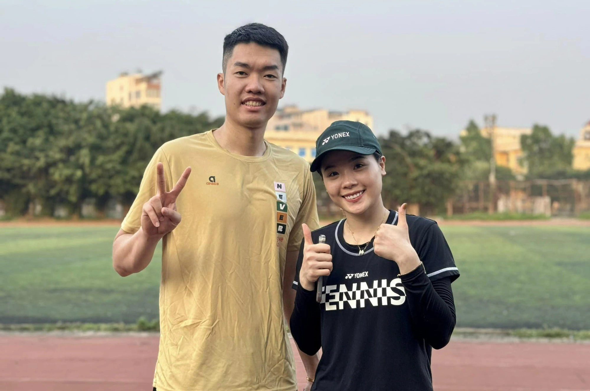 多赞助商的