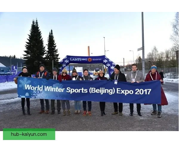 芬兰队服白蓝色调引发关注，展现国家队新形象